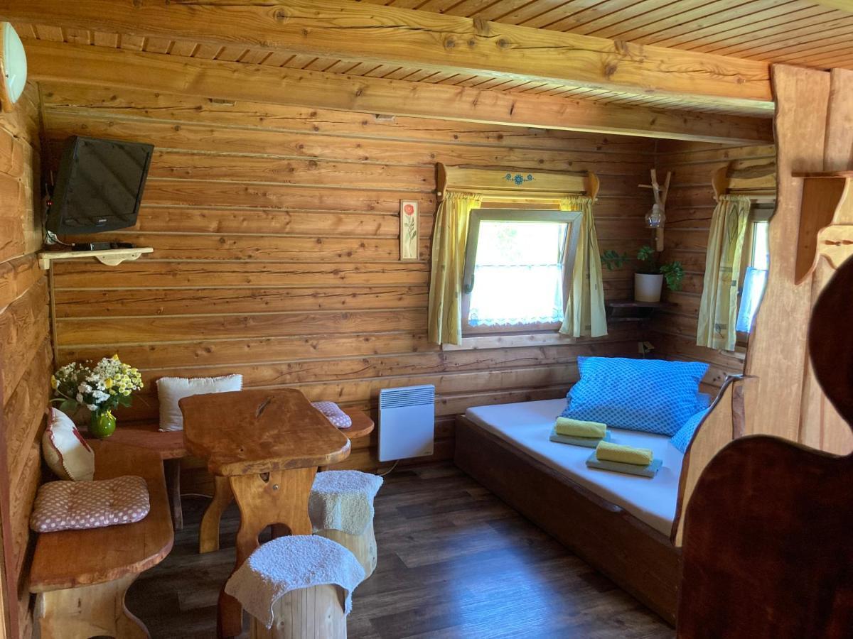 Chaty Na Malajce Karlovice  Exteriör bild